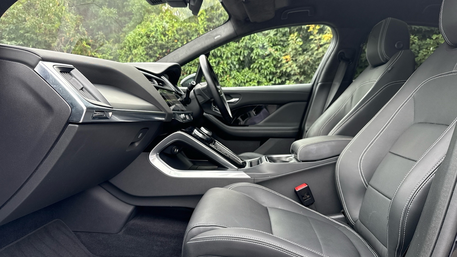 Used Jaguar I-Pace 2024 for sale - 76324935: Photo 3