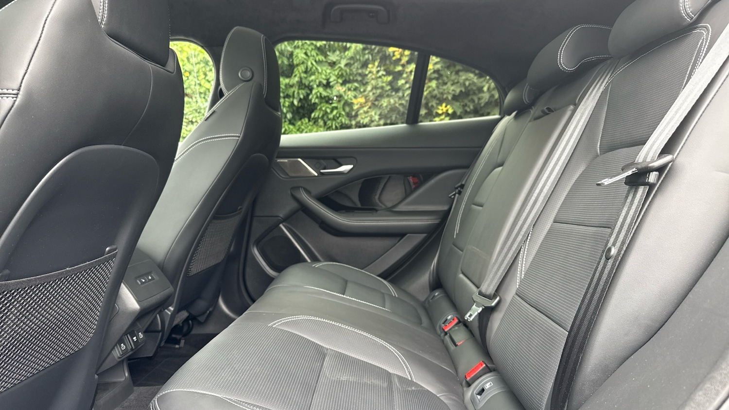 Used Jaguar I-Pace 2024 for sale - 76324935: Photo 4