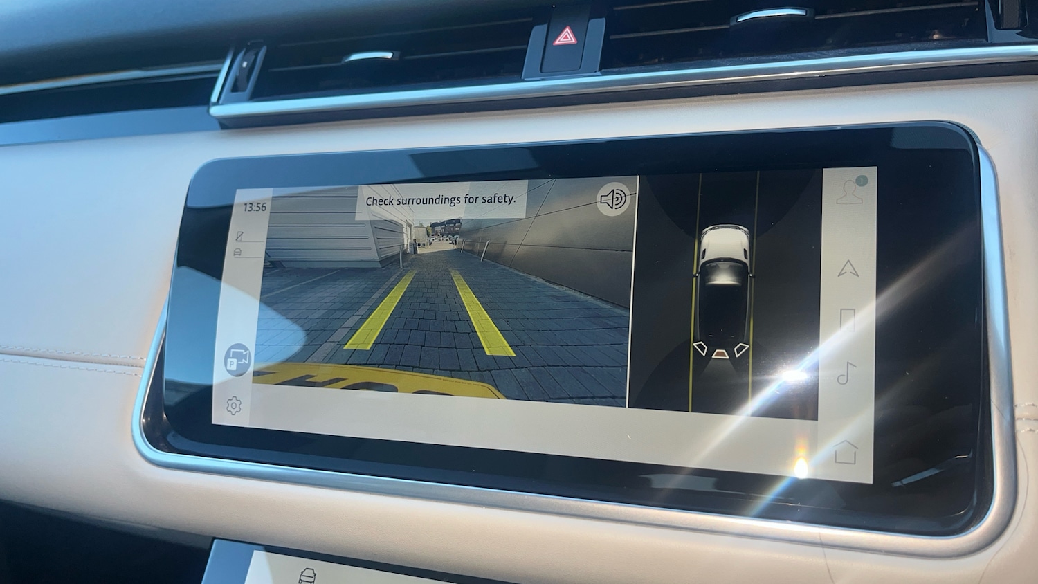 Used Land Rover Range Rover Velar 2022 for sale - 76030139: Photo 12