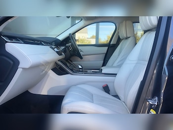 Used Land Rover Range Rover Velar 2022 for sale - 76030139: Photo 3