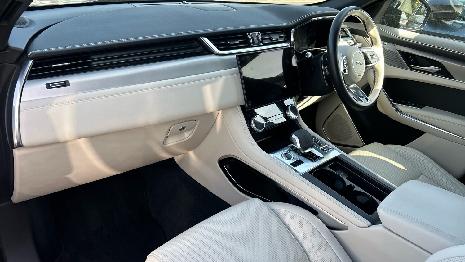 Used Jaguar F-Pace 2023 for sale - 78154745: Photo 23