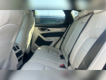 Used Jaguar F-Pace 2023 for sale - 78154745: Photo