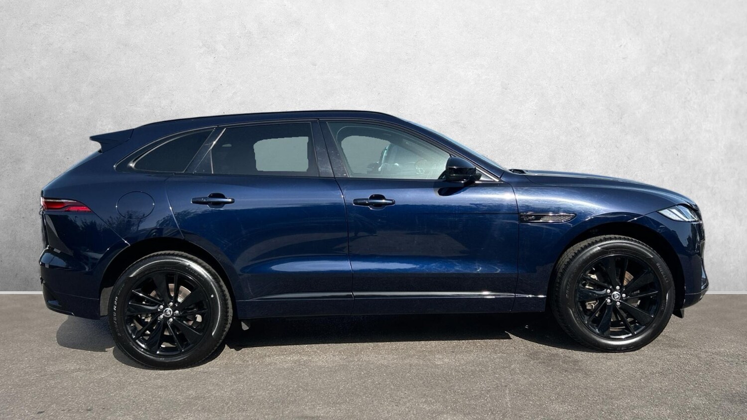Used Jaguar F-Pace 2023 for sale - 78154745: Photo 5