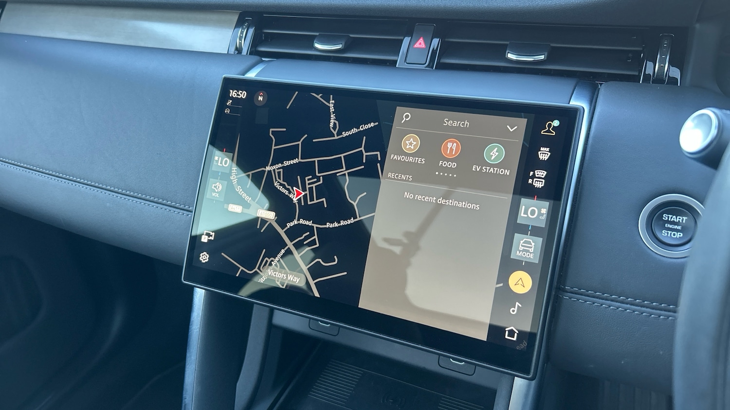 Used Land Rover Discovery Sport 2024 for sale - 77990393: Photo 11