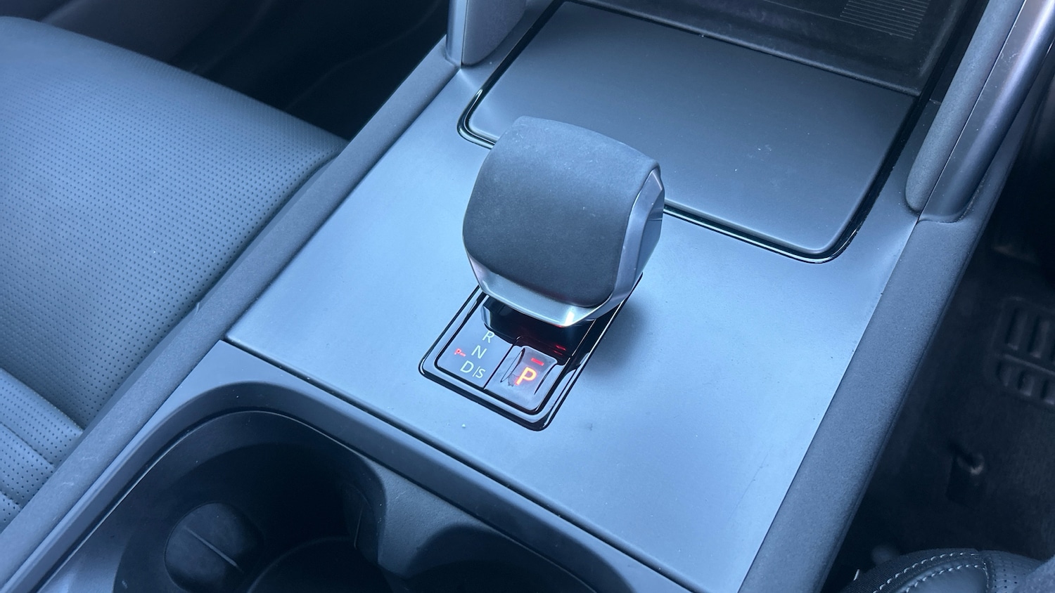 Used Land Rover Discovery Sport 2024 for sale - 77990393: Photo 13