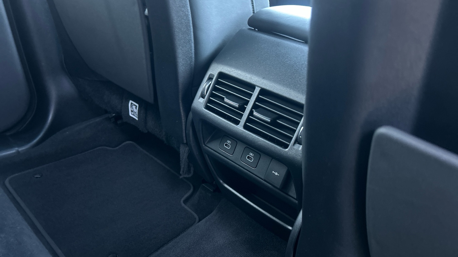 Used Land Rover Discovery Sport 2024 for sale - 77990393: Photo 18