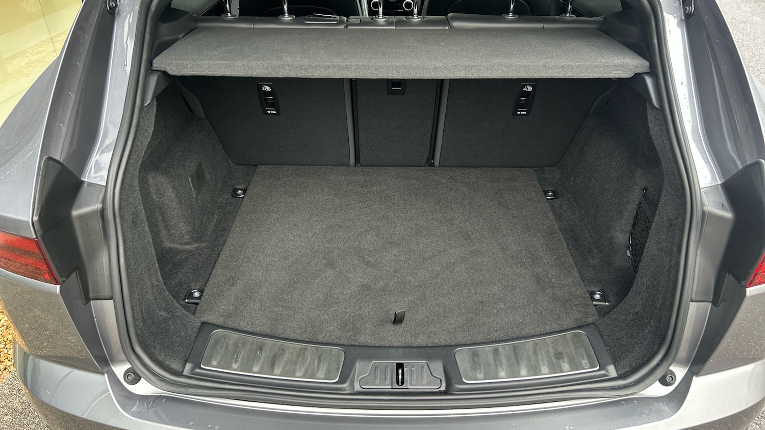 Used Jaguar E-Pace 2024 for sale - 77610454: Photo 10