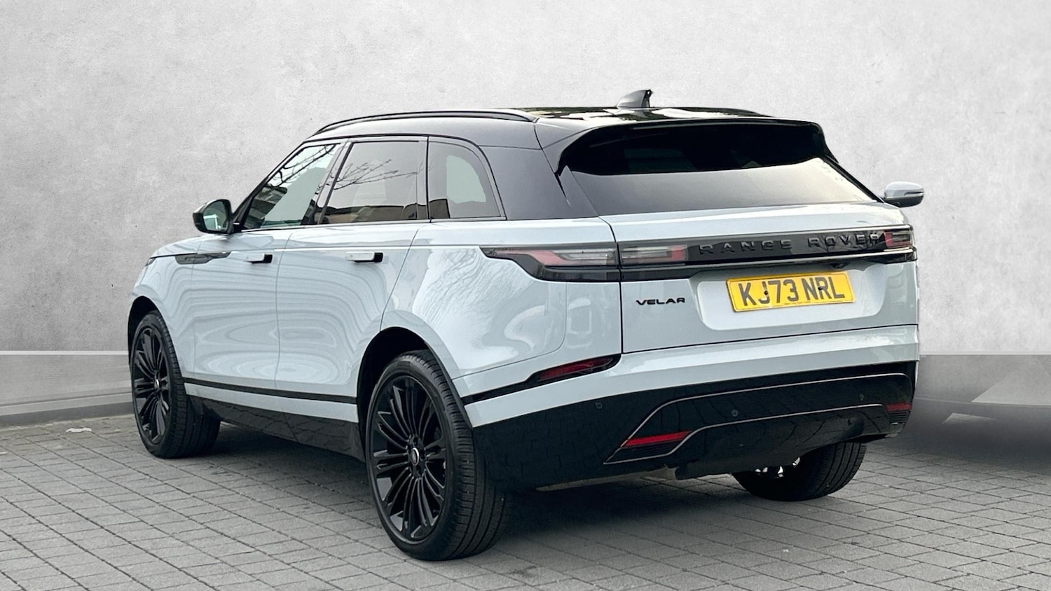 Used Land Rover Range Rover Velar 2024 for sale - 77595078: Photo 2