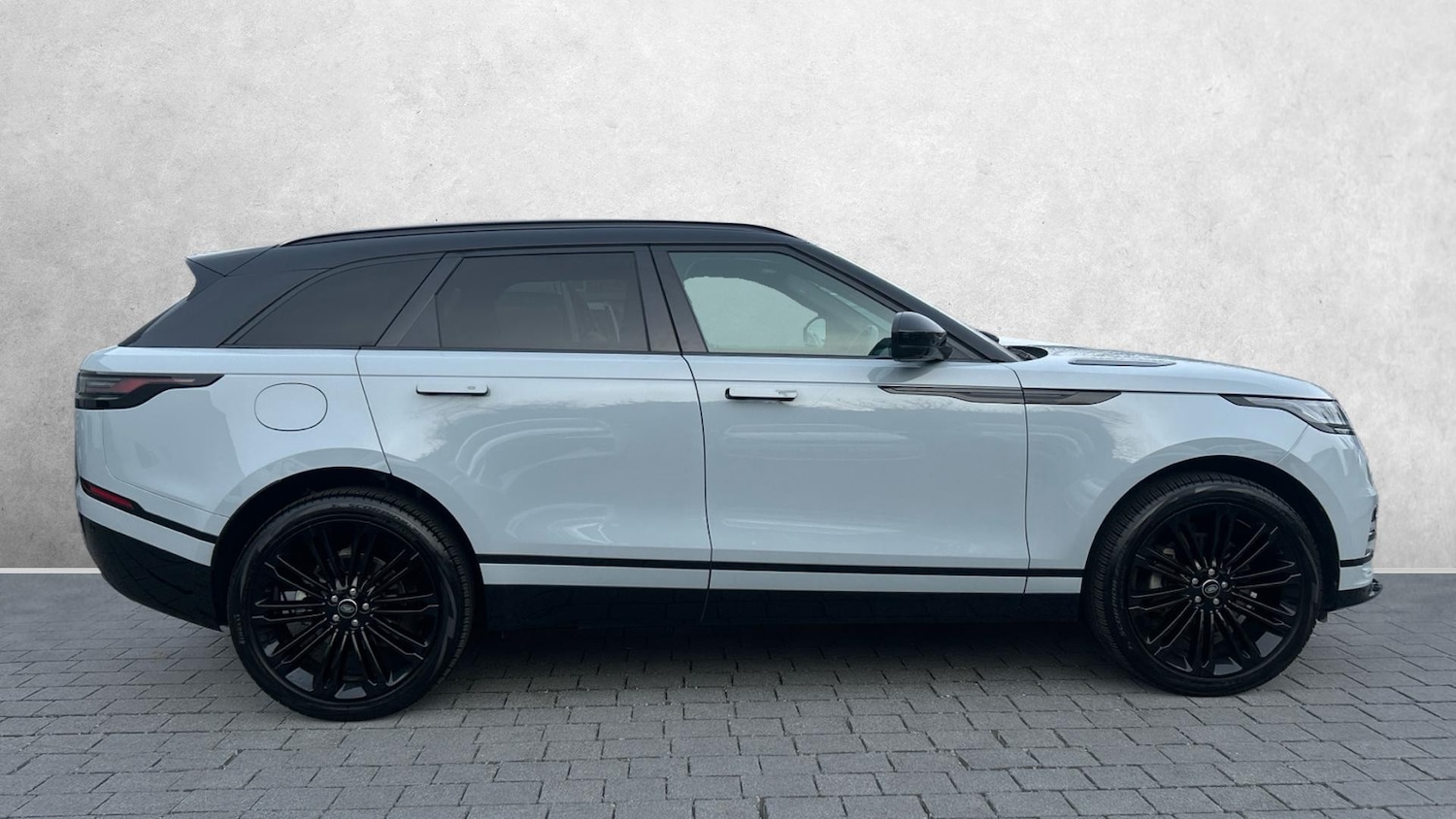 Used Land Rover Range Rover Velar 2024 for sale - 77595078: Photo 5