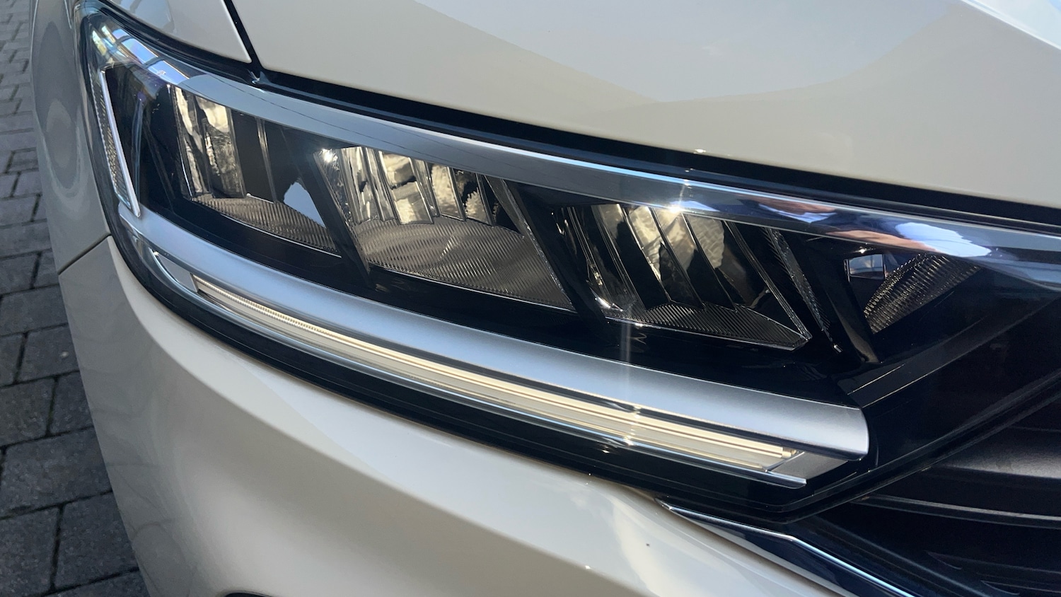 Used Volkswagen T-Roc 2023 for sale - 76368835: Photo 17