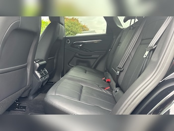 Used Land Rover Range Rover Evoque 2022 for sale - 76082126: Photo