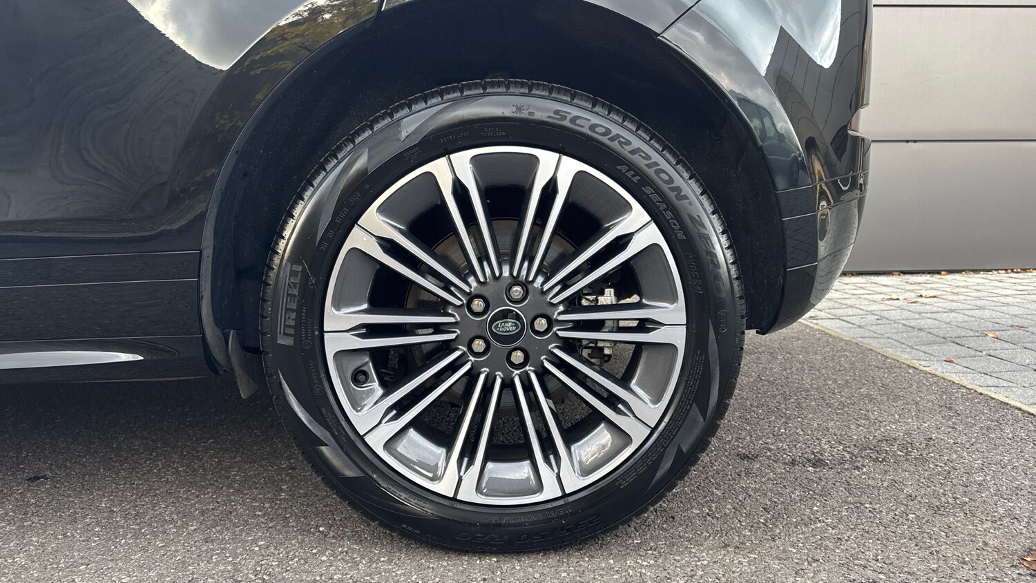 Used Land Rover Range Rover Evoque 2024 for sale - 76324920: Photo 8