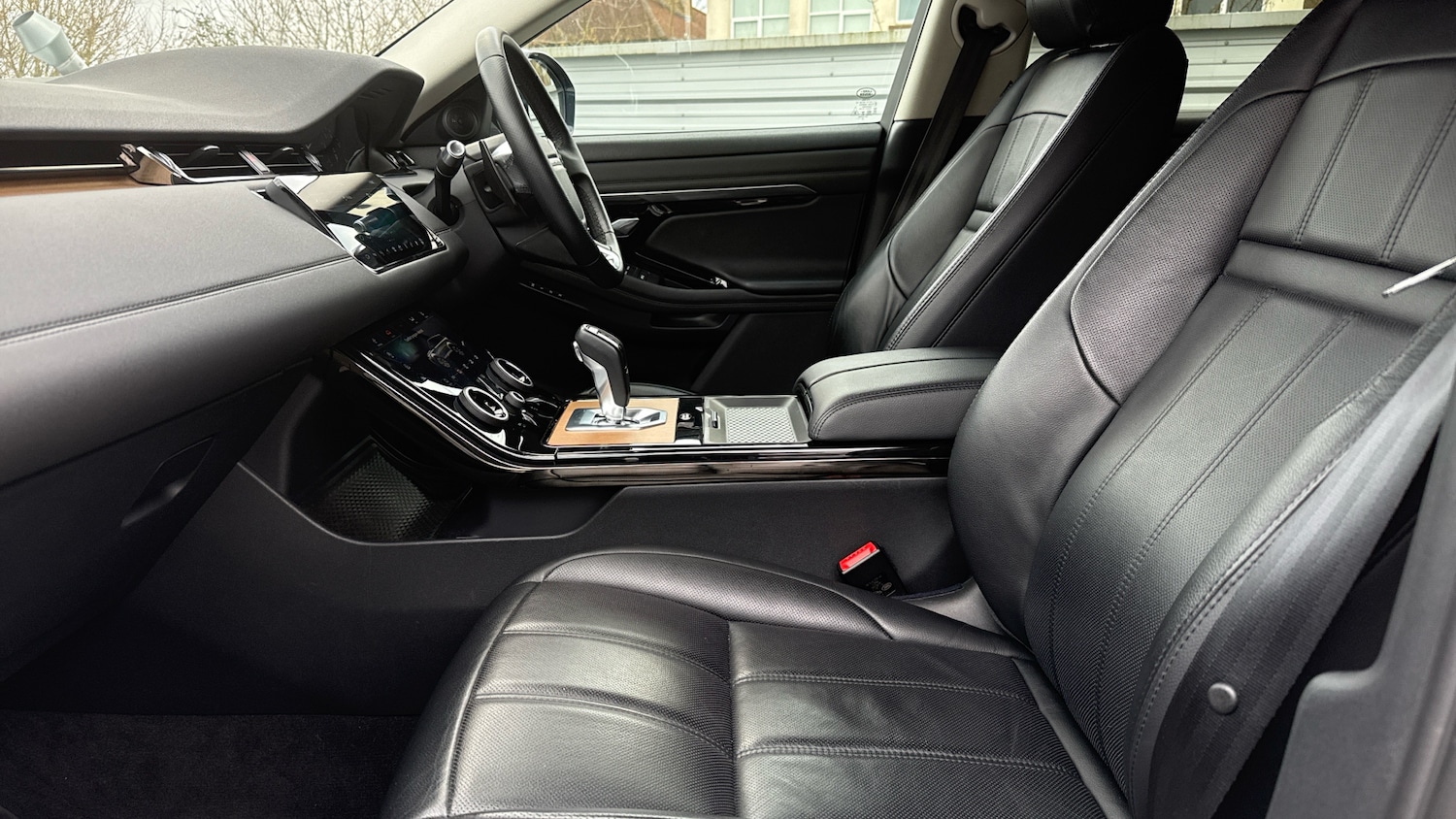 Used Land Rover Range Rover Evoque 2019 for sale - 77065532: Photo 3