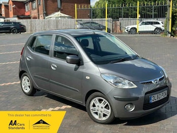 Used Hyundai i10 2011 for sale - 79076040: Photo