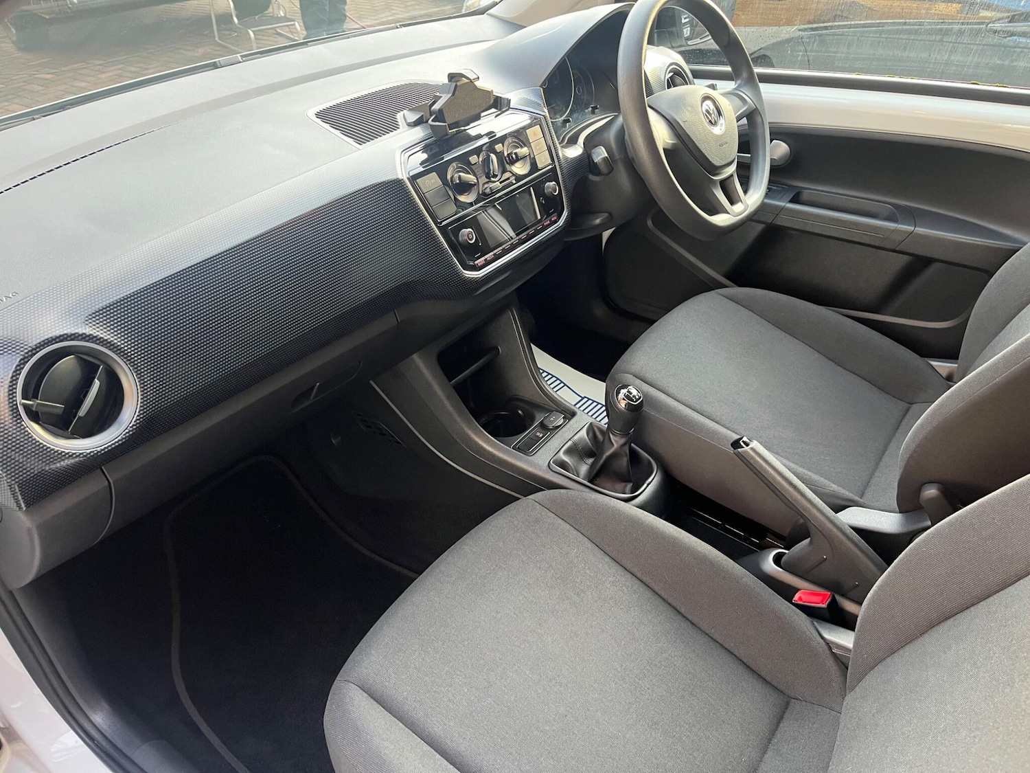 Used Volkswagen up! 2020 for sale - 76965308: Photo 11