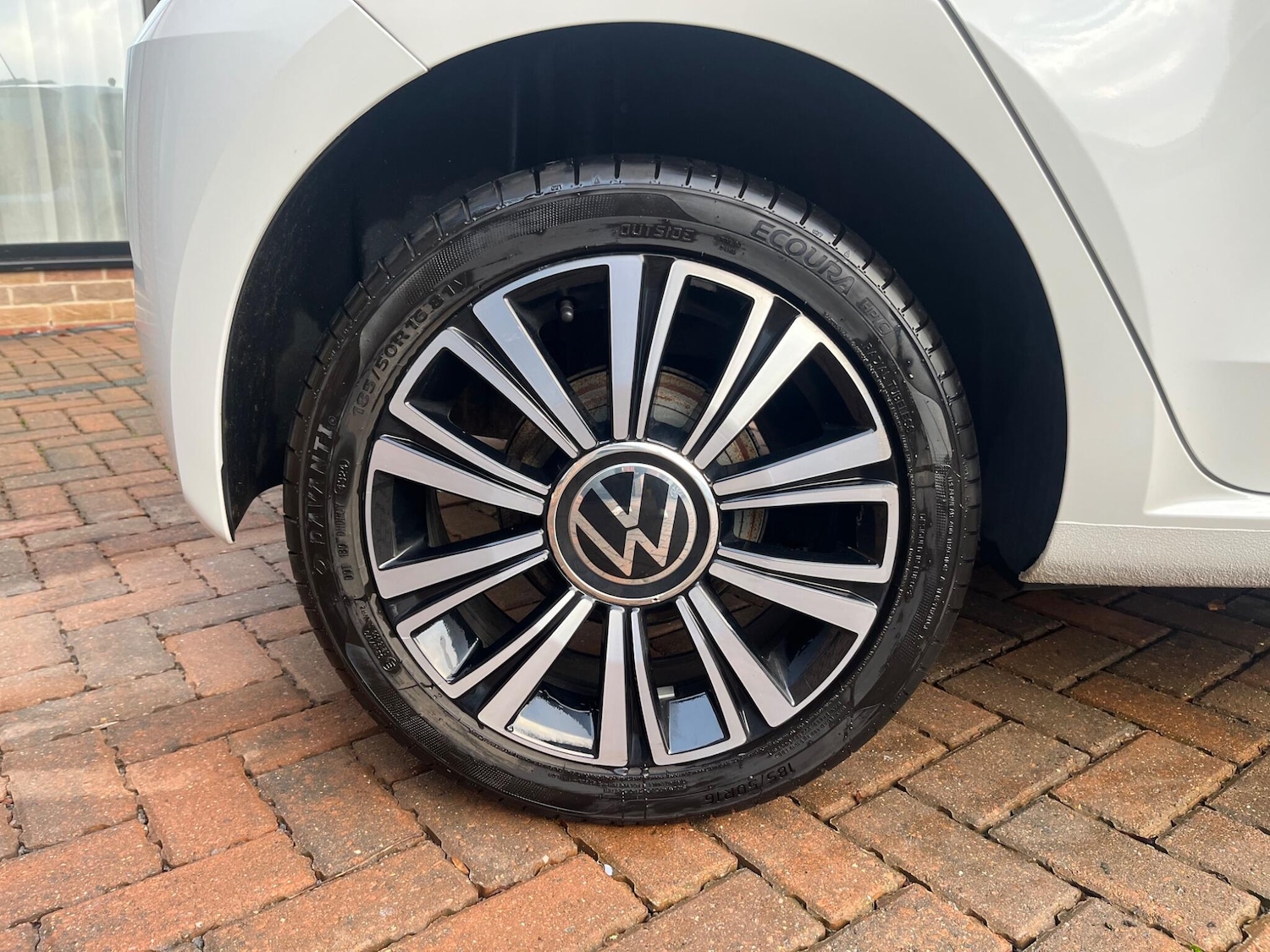 Used Volkswagen up! 2020 for sale - 76965308: Photo 24