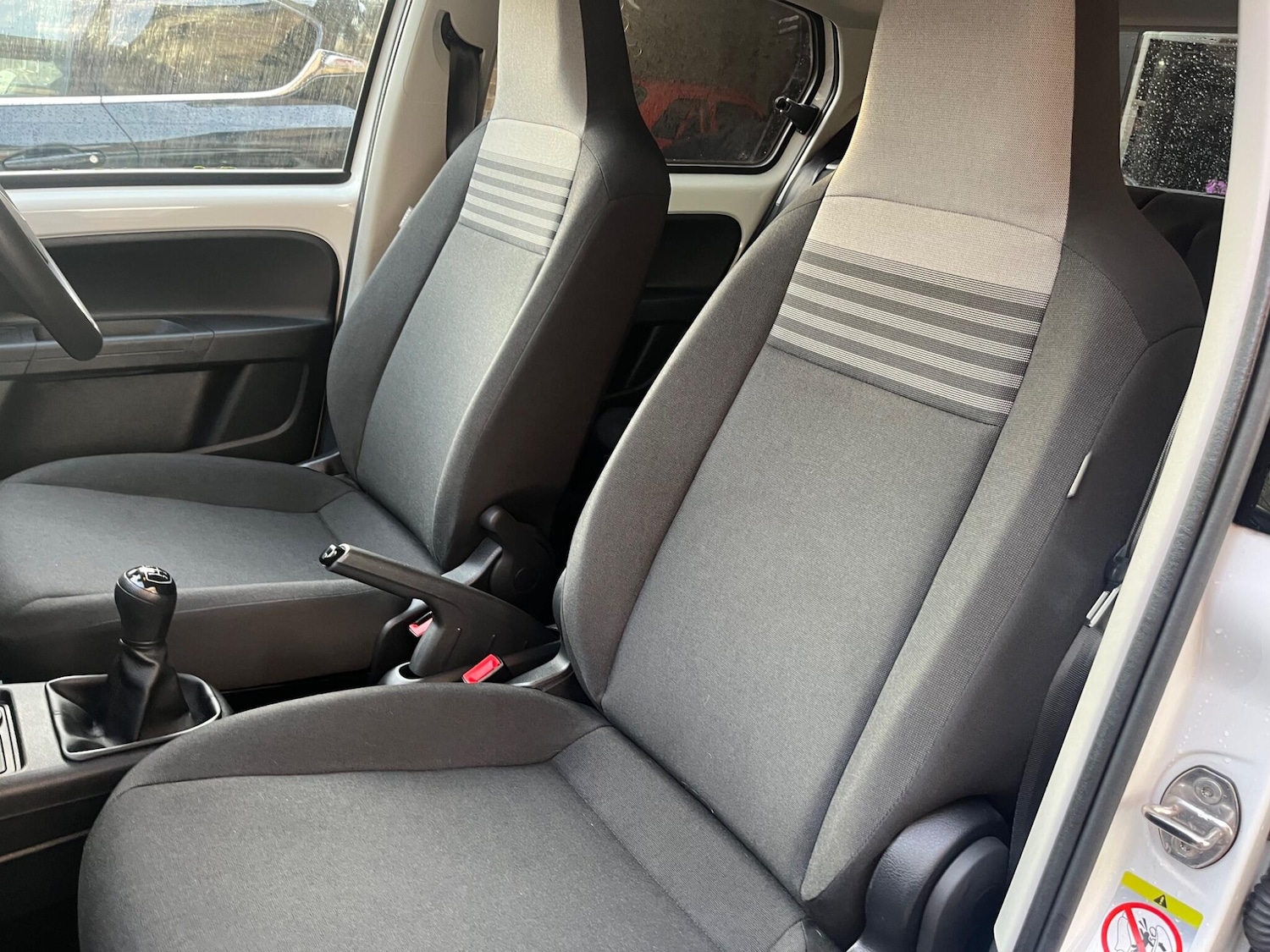 Used Volkswagen up! 2020 for sale - 76965308: Photo 30