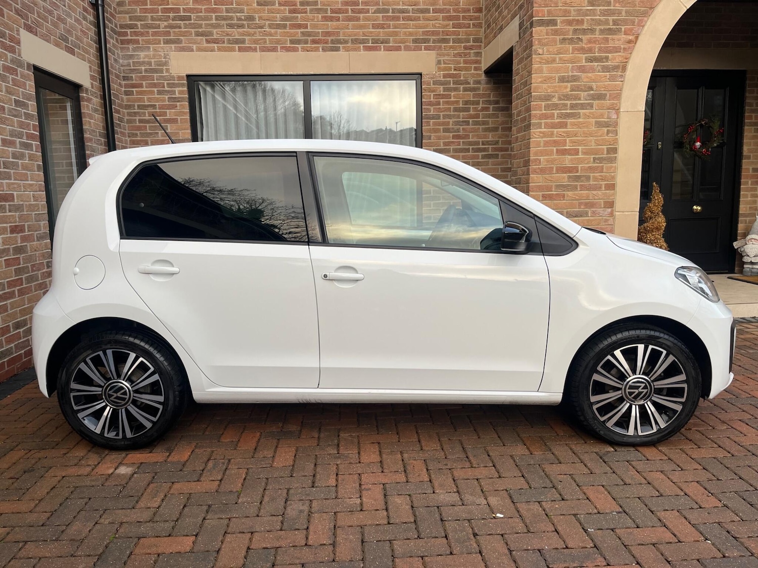 Used Volkswagen up! 2020 for sale - 76965308: Photo 8