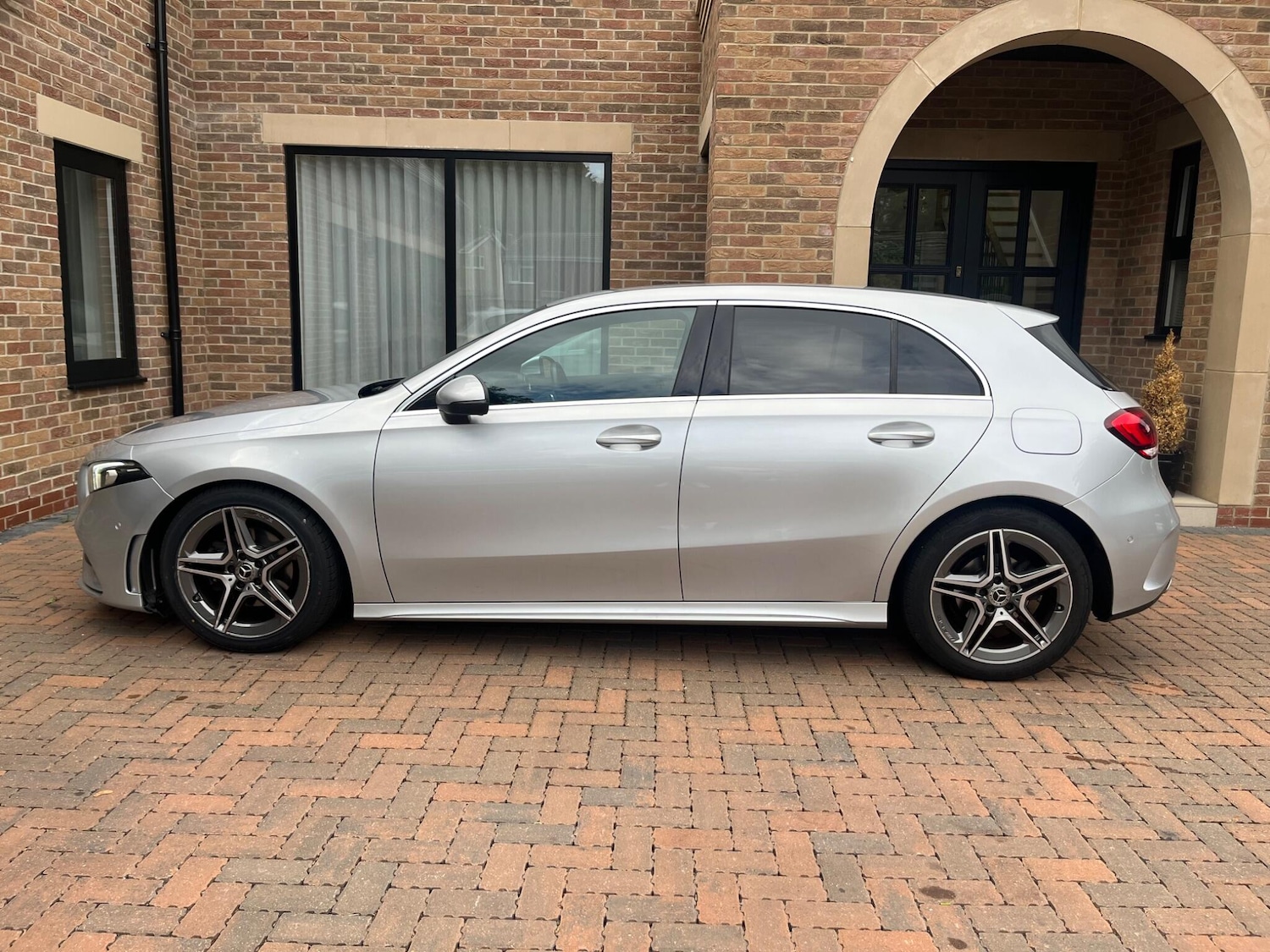 Used Mercedes-Benz A-Class 2020 for sale - 76552002: Photo 10