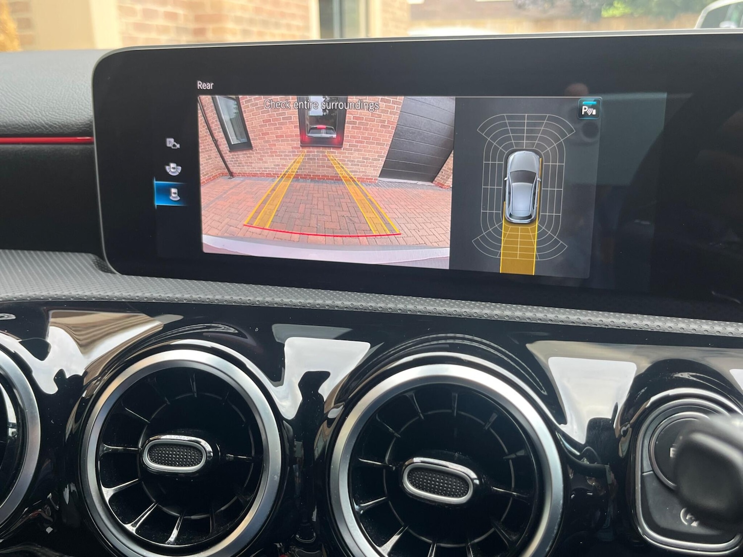 Used Mercedes-Benz A-Class 2020 for sale - 76552002: Photo 41