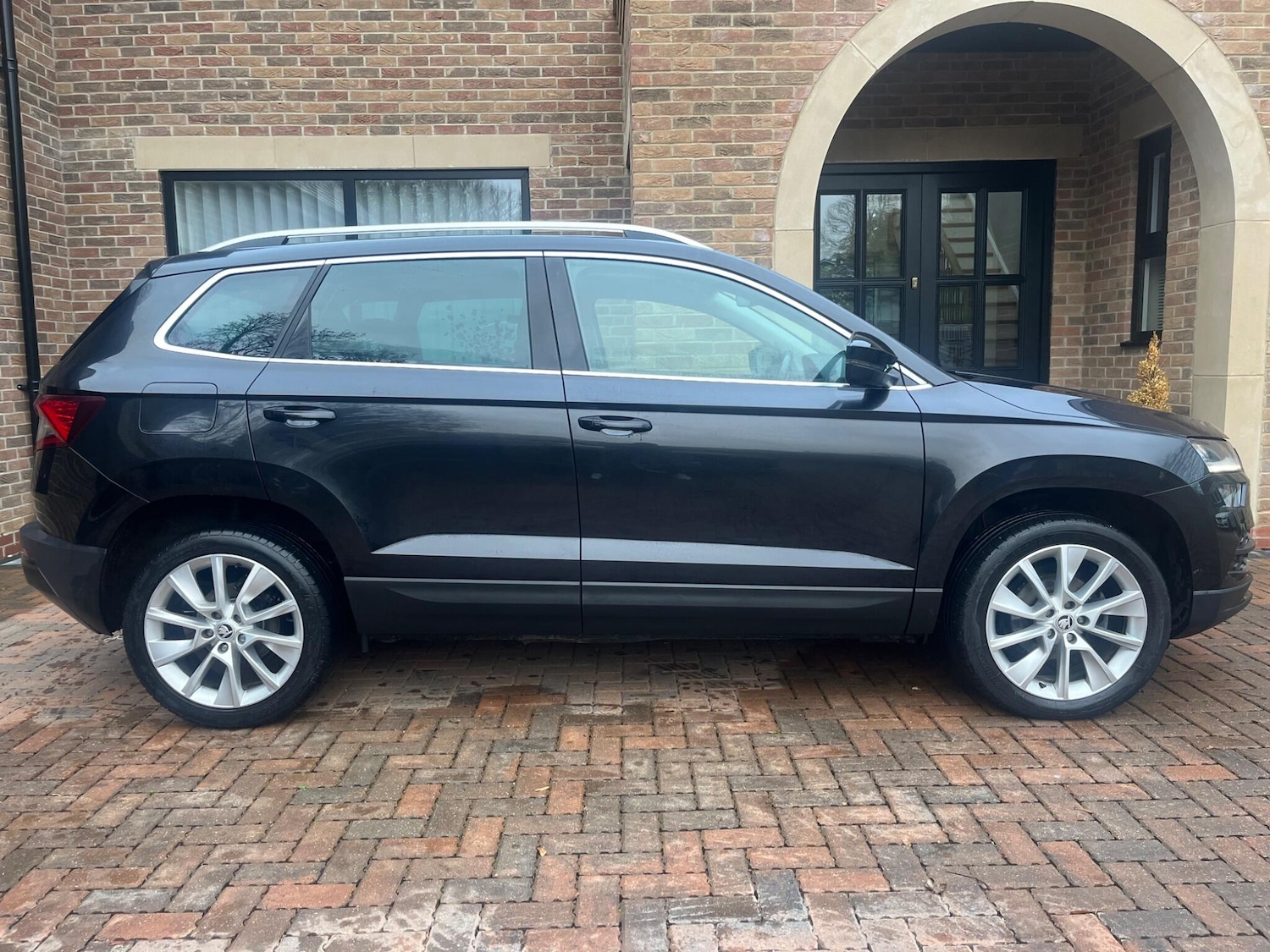 Used Skoda Karoq 2018 for sale - 76886212: Photo 4