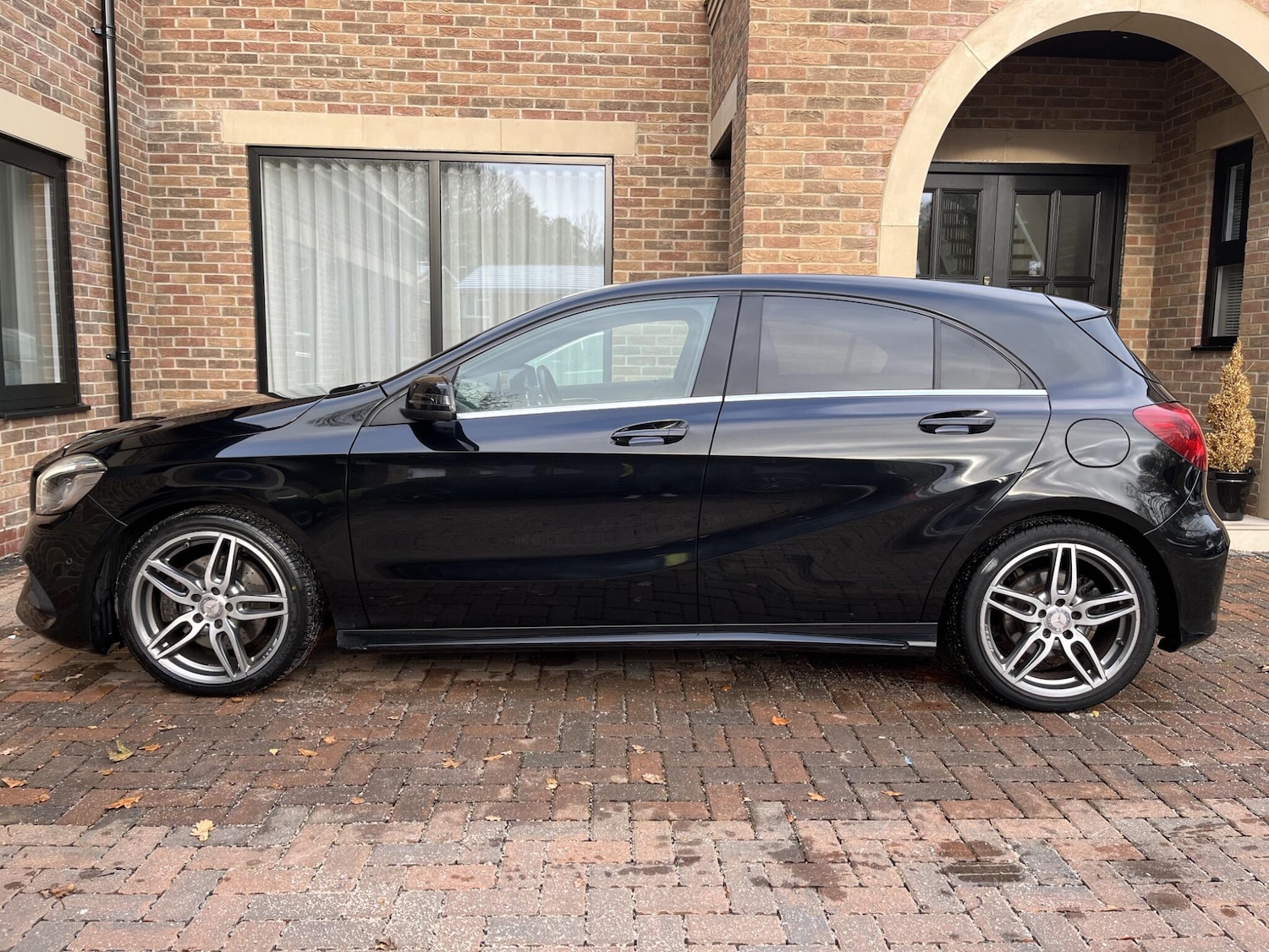 Used Mercedes-Benz A-Class for sale - 77484445: Photo 5