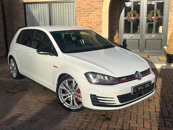 Used Volkswagen Golf 2016 for sale - 76771720: Photo