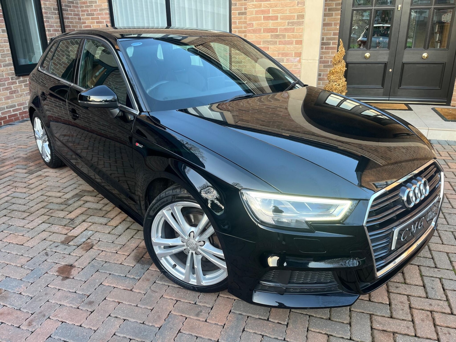 Used Audi A3 2018 for sale - 76657096: Photo 2