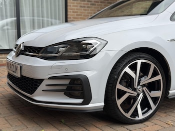 Used Volkswagen Golf 2018 for sale - 78809169: Photo