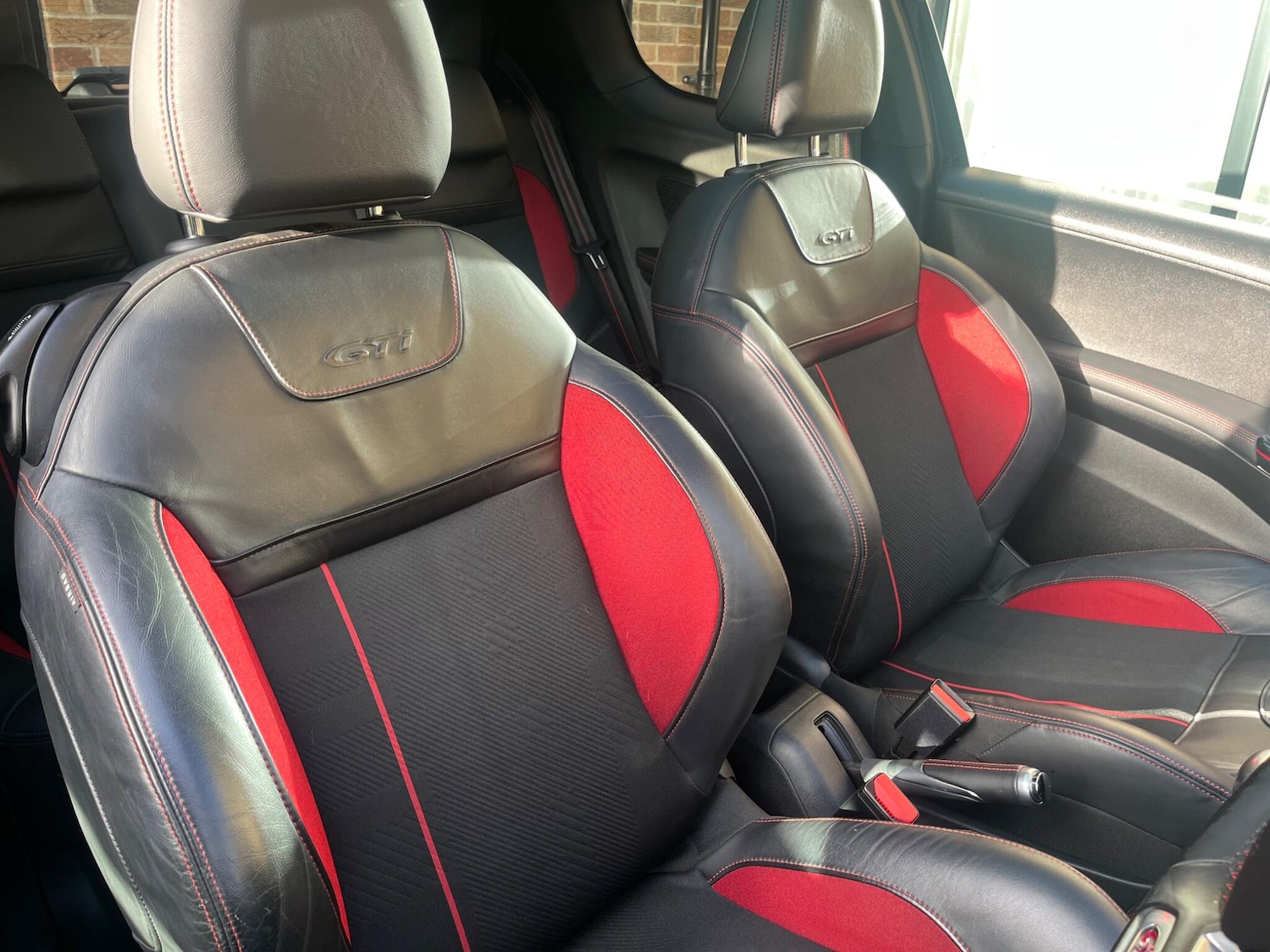 Used Peugeot 208 2016 for sale - 76936417: Photo 17