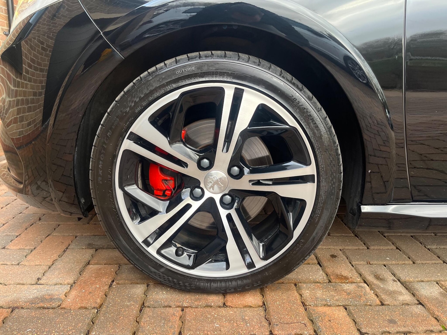 Used Peugeot 208 2016 for sale - 76936417: Photo 25