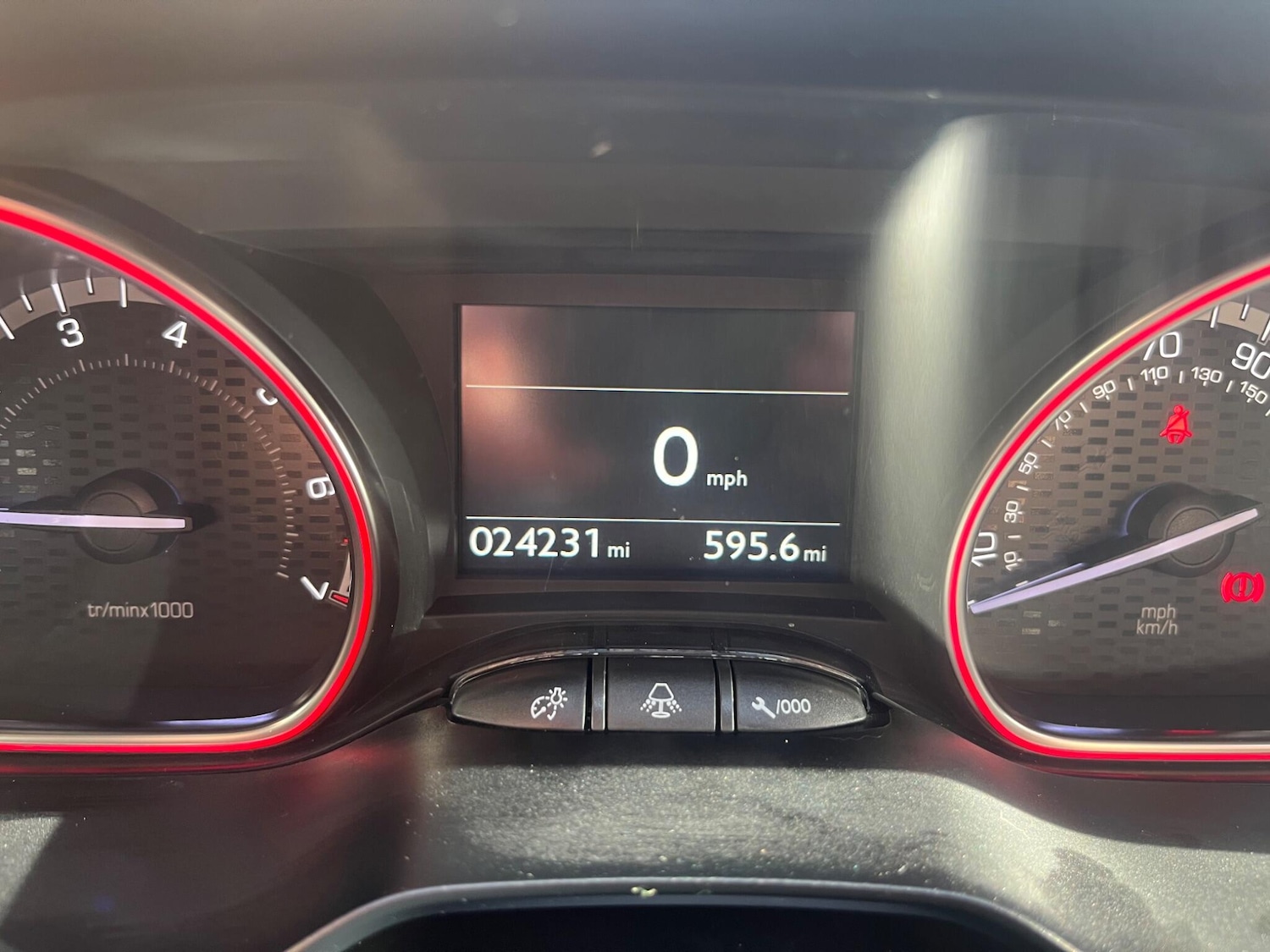 Used Peugeot 208 2016 for sale - 76936417: Photo 32