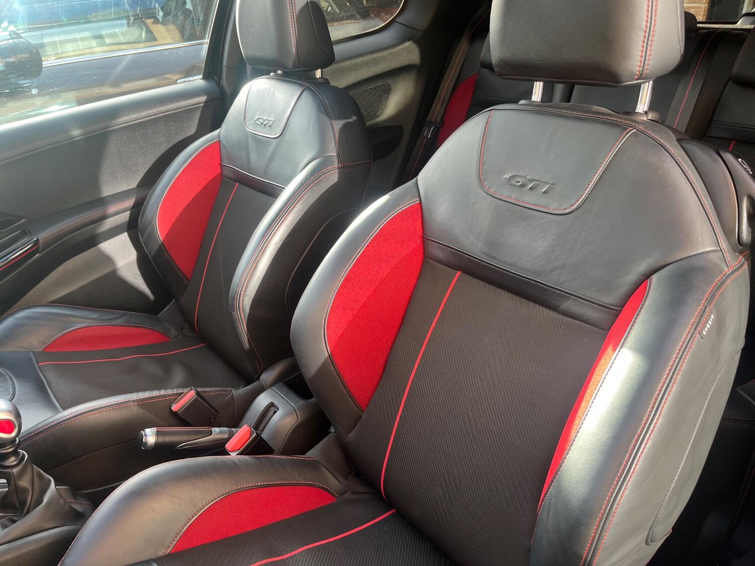 Used Peugeot 208 2016 for sale - 76936417: Photo 35