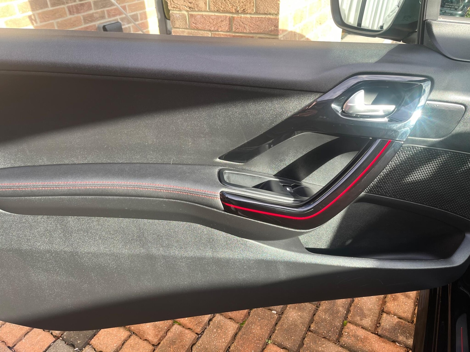 Used Peugeot 208 2016 for sale - 76936417: Photo 45