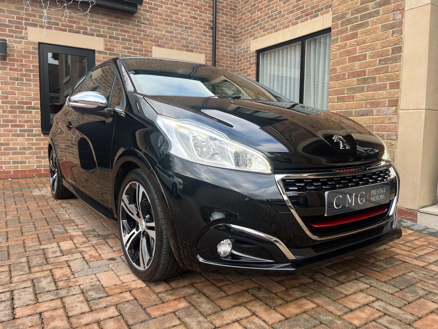 Used Peugeot 208 2016 for sale - 76936417: Photo 7