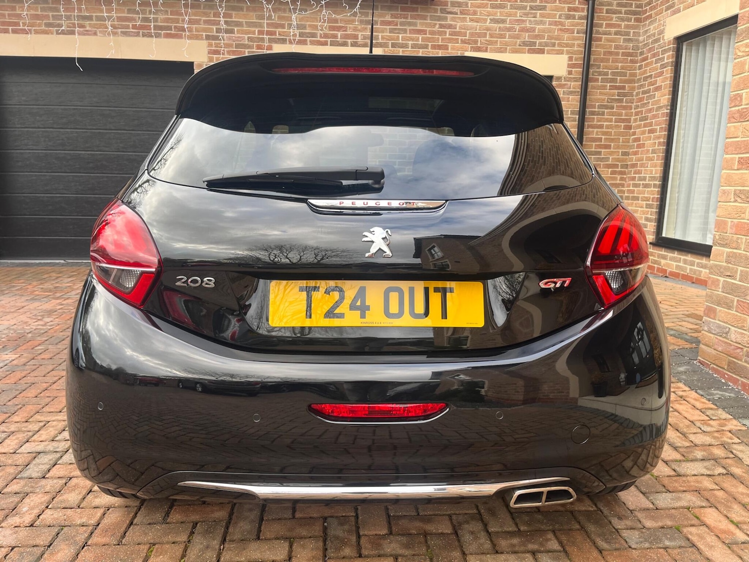 Used Peugeot 208 2016 for sale - 76936417: Photo 9