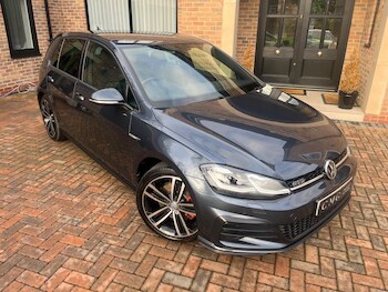Used Volkswagen Golf 2018 for sale - 77808139: Photo