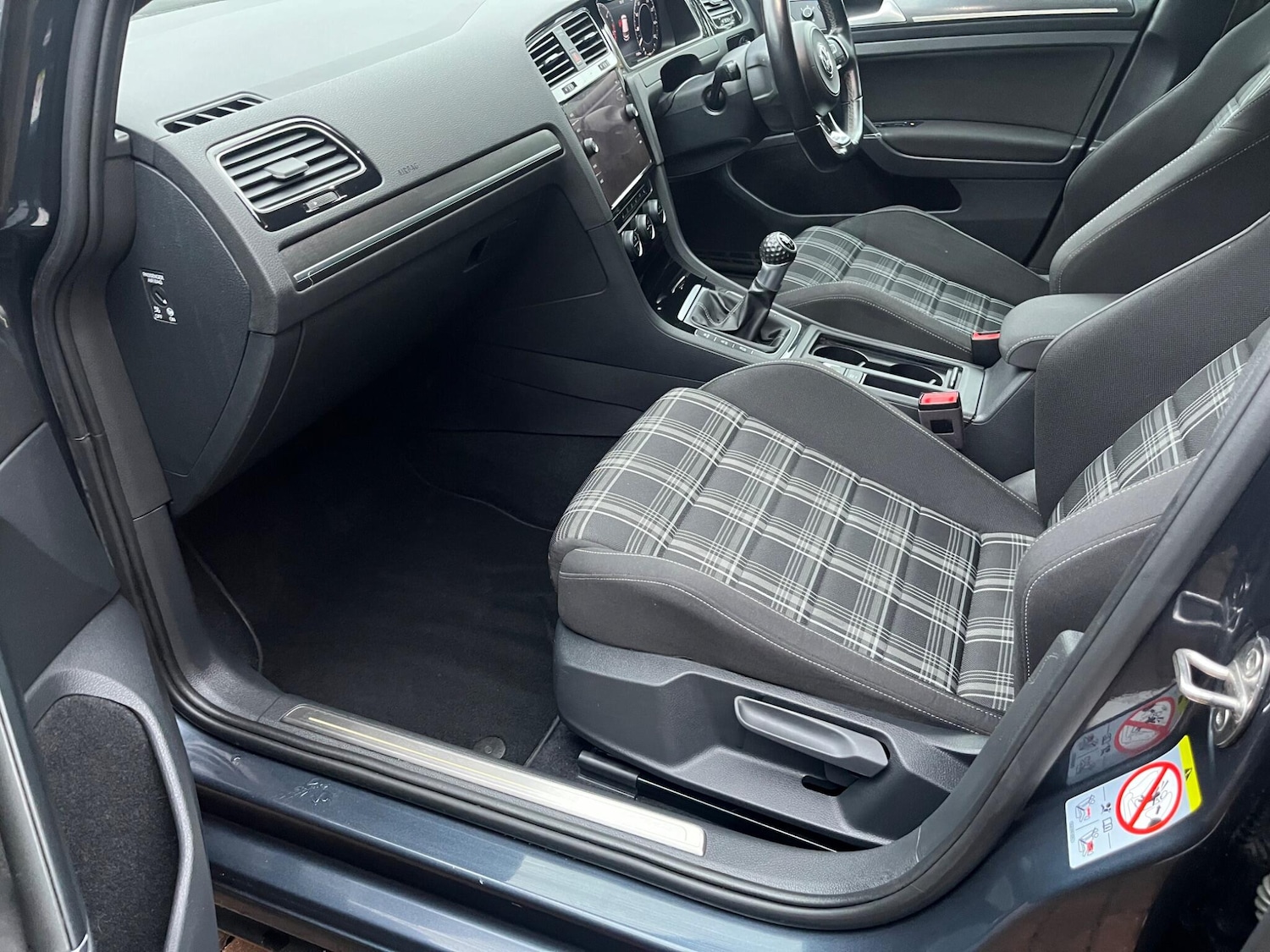 Used Volkswagen Golf for sale - 77808139: Photo 33