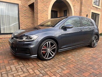 Used Volkswagen Golf 2018 for sale - 77808139: Photo