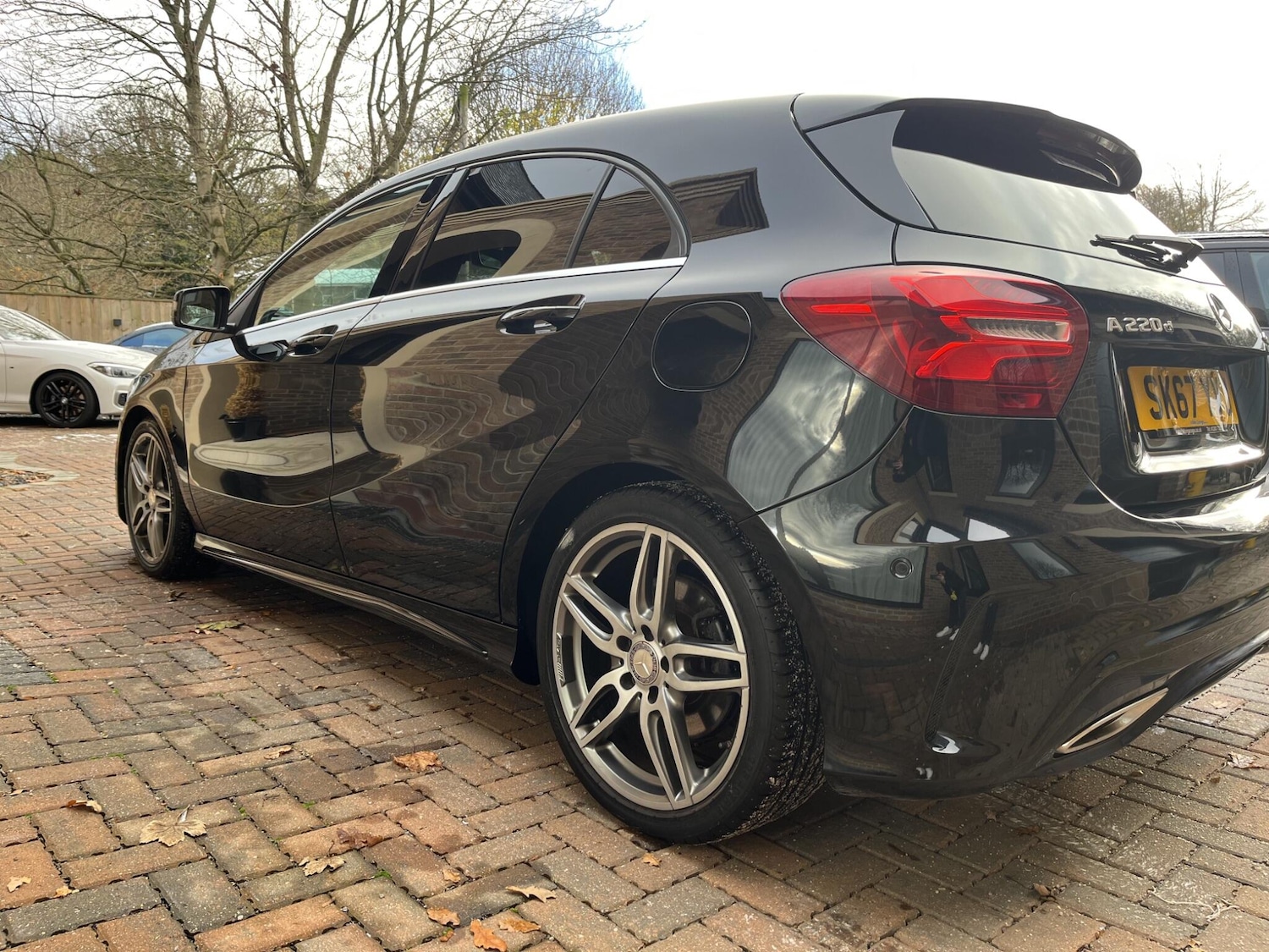 Used Mercedes-Benz A-Class 2017 for sale - 77358732: Photo 4