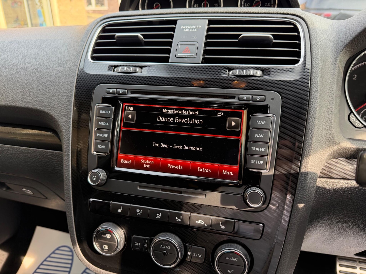 Used Volkswagen Scirocco 2015 for sale - 78047703: Photo 29