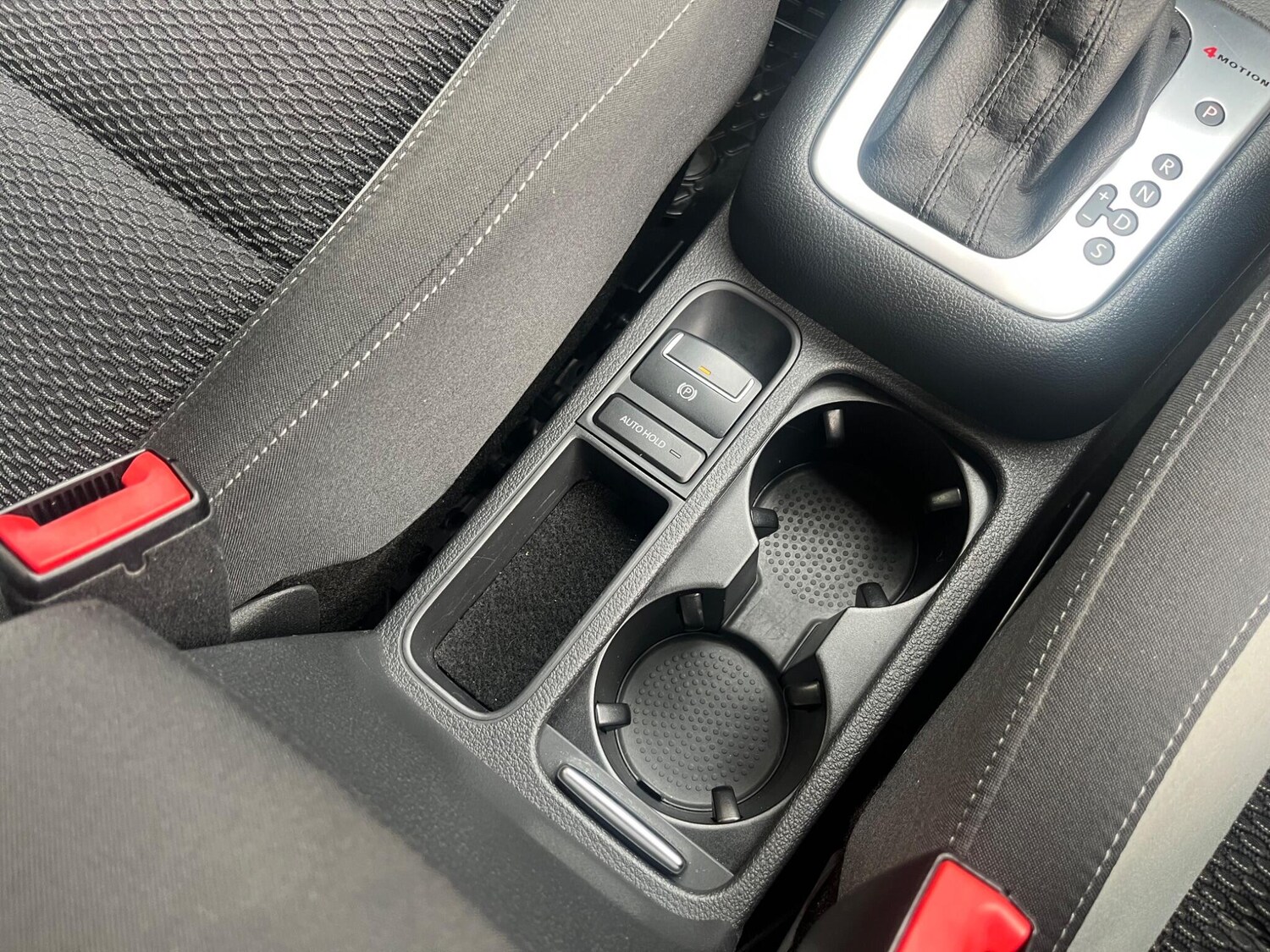 Used Volkswagen Tiguan 2015 for sale - 76552004: Photo 15