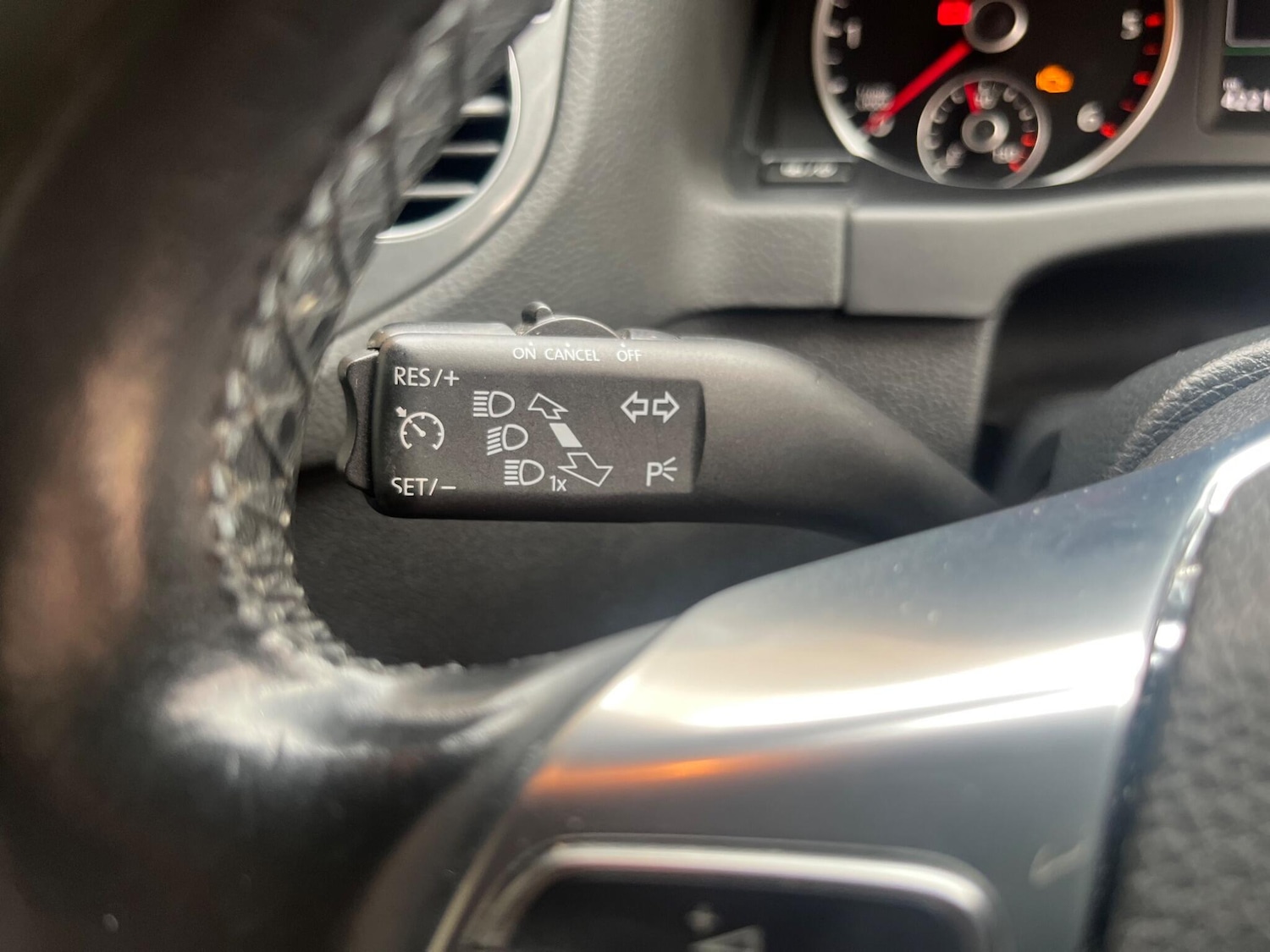 Used Volkswagen Tiguan 2015 for sale - 76552004: Photo 30