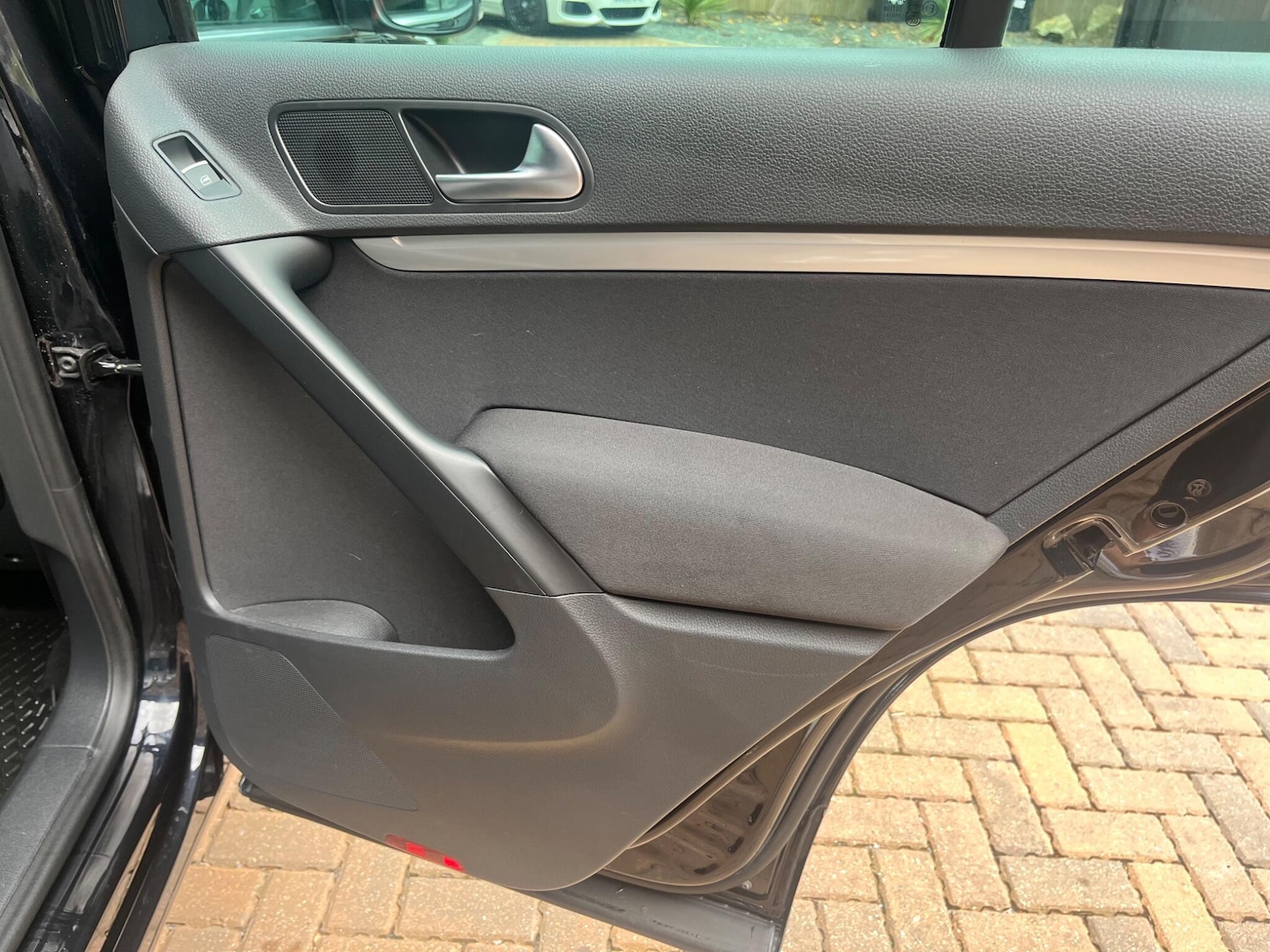 Used Volkswagen Tiguan 2015 for sale - 76552004: Photo 33