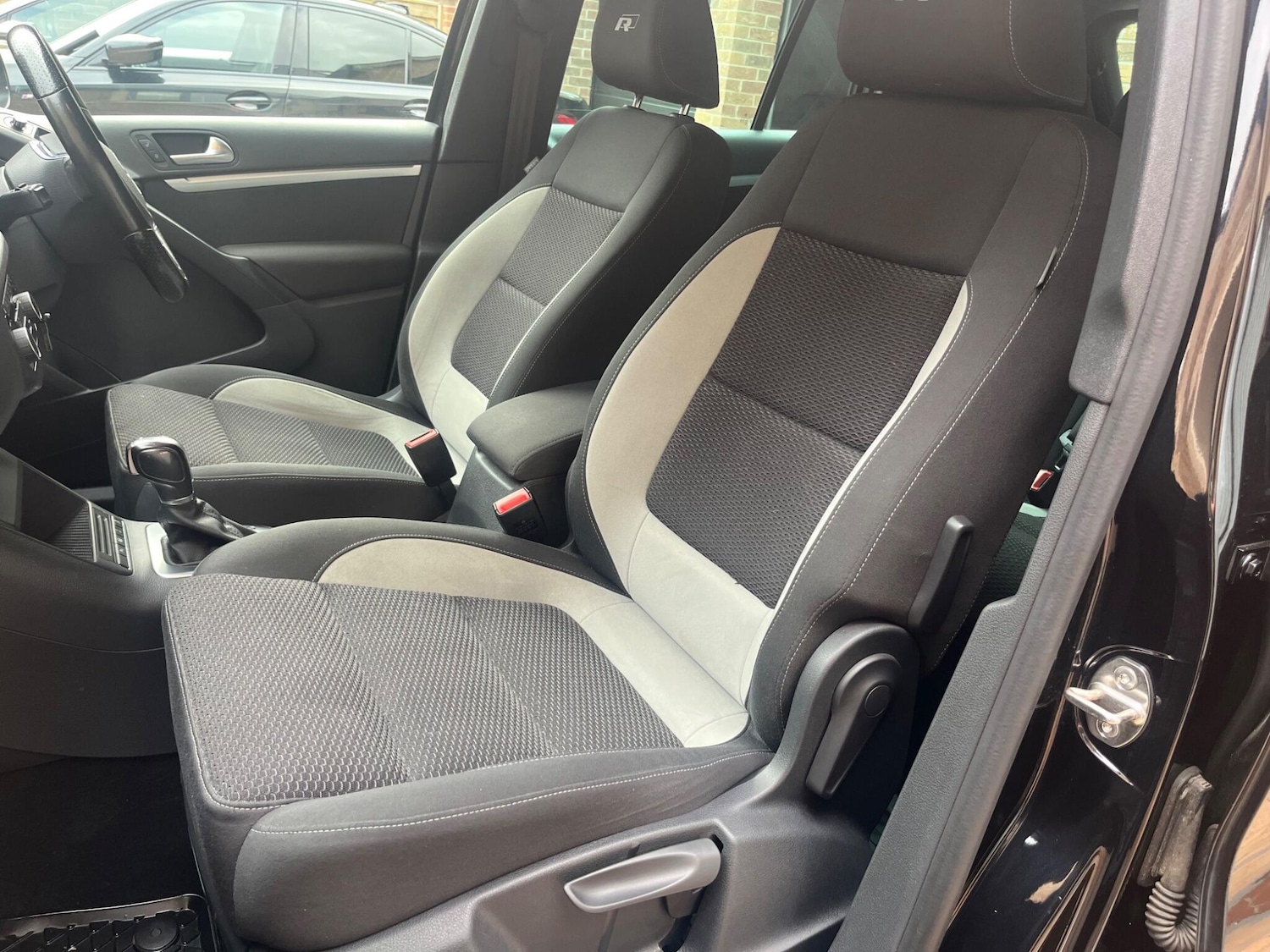 Used Volkswagen Tiguan 2015 for sale - 76552004: Photo 44