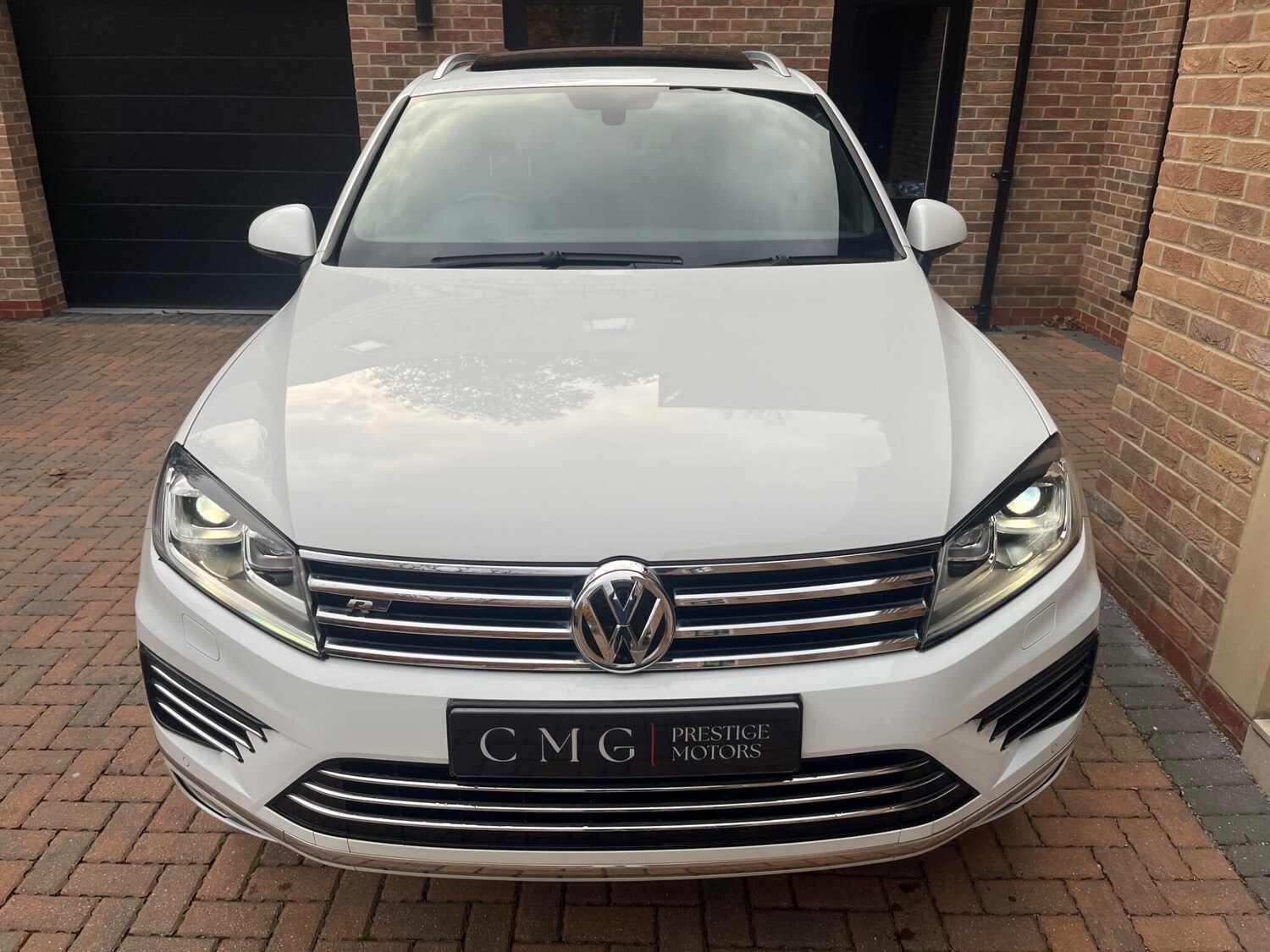 Used Volkswagen Touareg 2017 for sale - 76549421: Photo 10