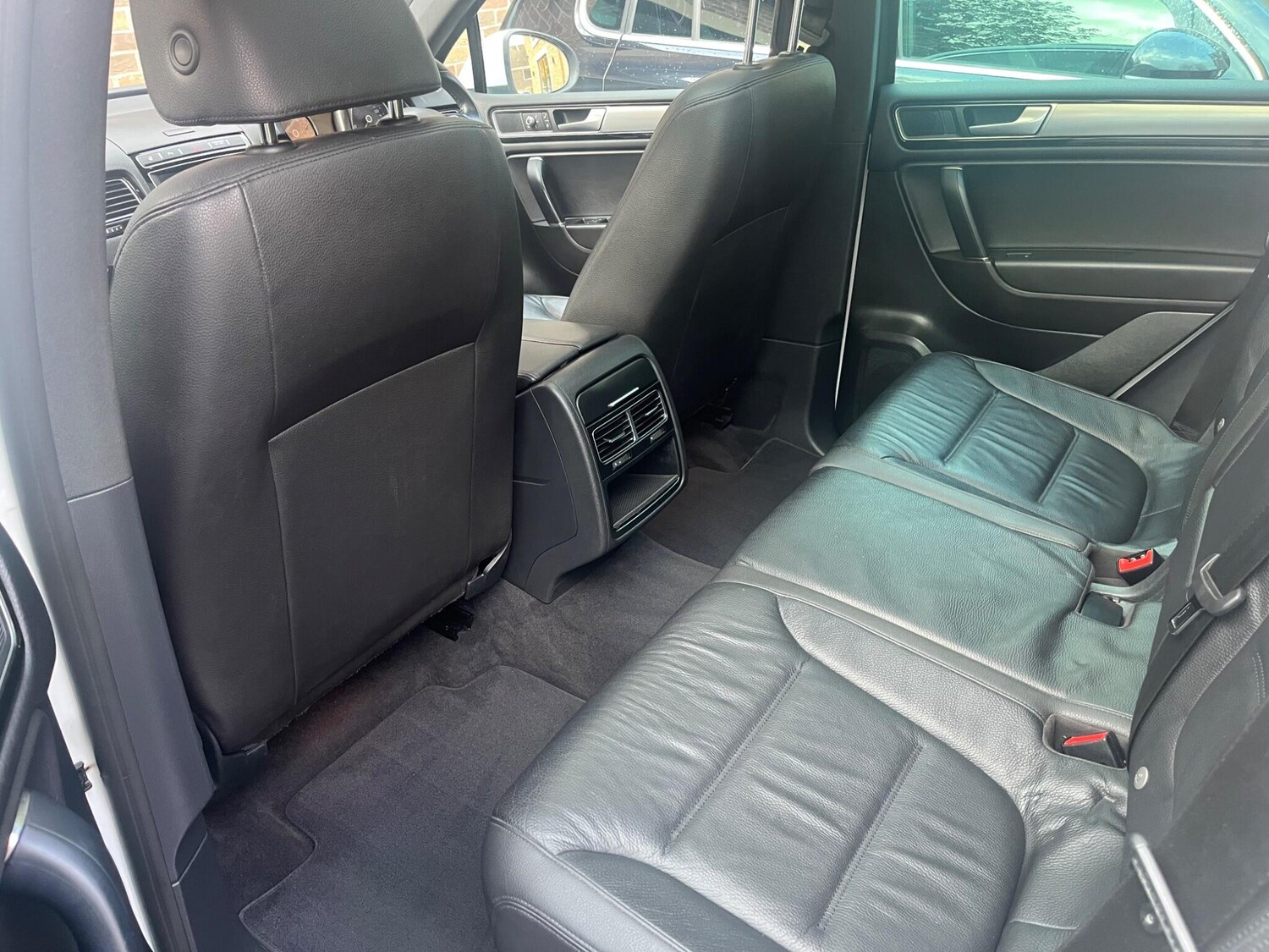 Used Volkswagen Touareg 2017 for sale - 76549421: Photo 19