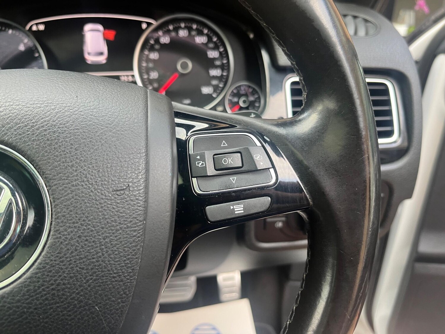 Used Volkswagen Touareg 2017 for sale - 76549421: Photo 22