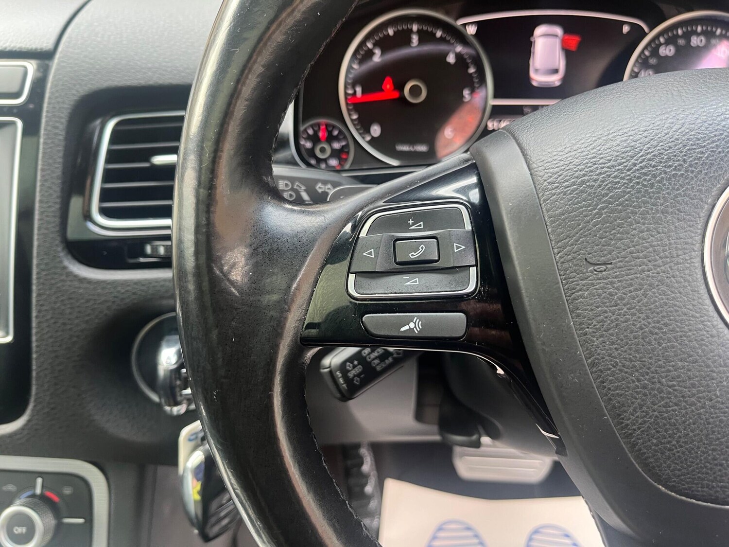 Used Volkswagen Touareg 2017 for sale - 76549421: Photo 23