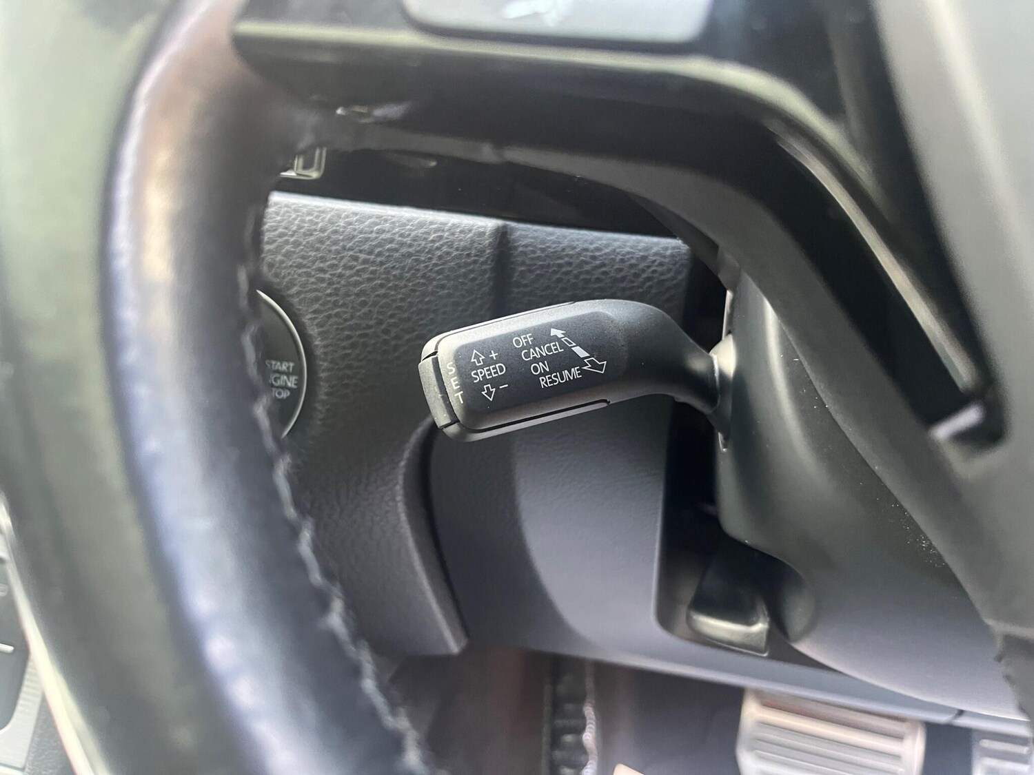 Used Volkswagen Touareg 2017 for sale - 76549421: Photo 24